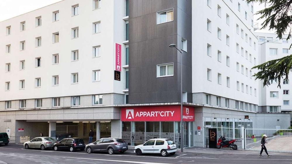 Appart’city Confort Lyon Cité Internationale Appart hôtel